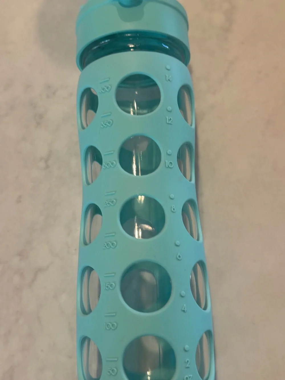 EUC Lifefactory | Mint Glass Water Bottle with Silicone Sleeve | 14oz